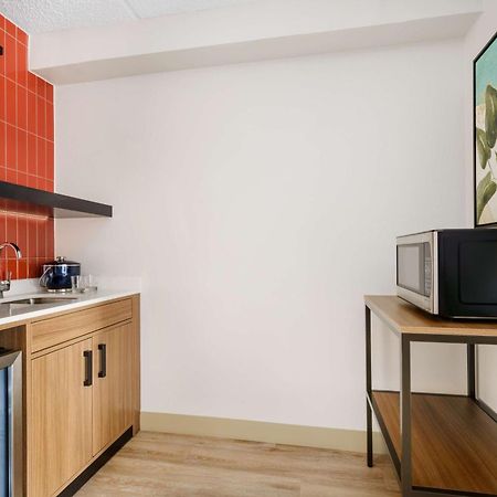 Hyatt Place Across From Universal Orlando Resort מראה חיצוני תמונה