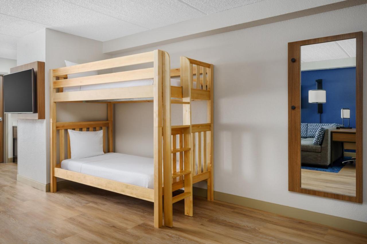 Hyatt Place Across From Universal Orlando Resort מראה חיצוני תמונה