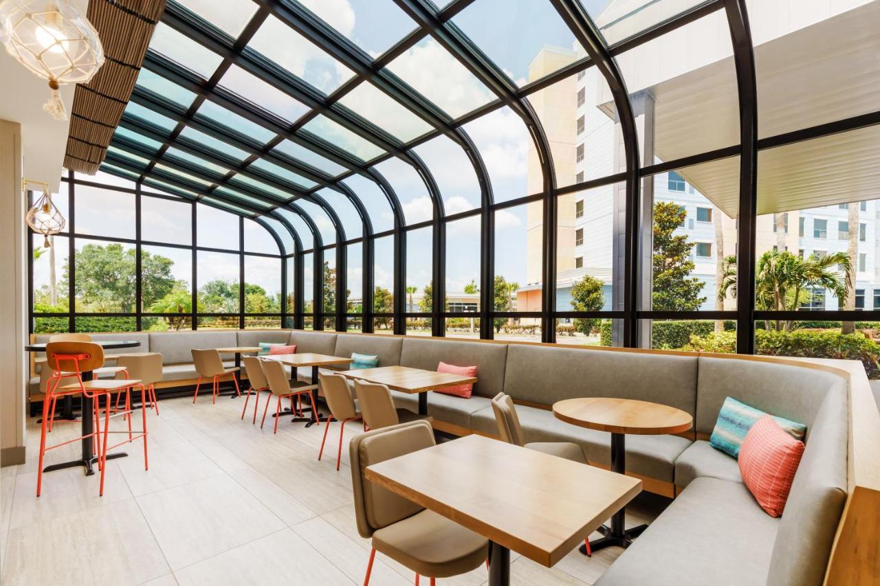 Hyatt Place Across From Universal Orlando Resort מראה חיצוני תמונה