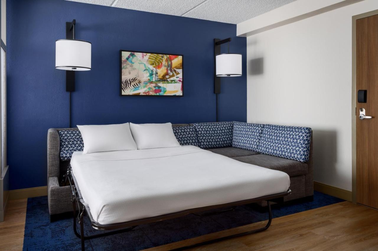 Hyatt Place Across From Universal Orlando Resort מראה חיצוני תמונה