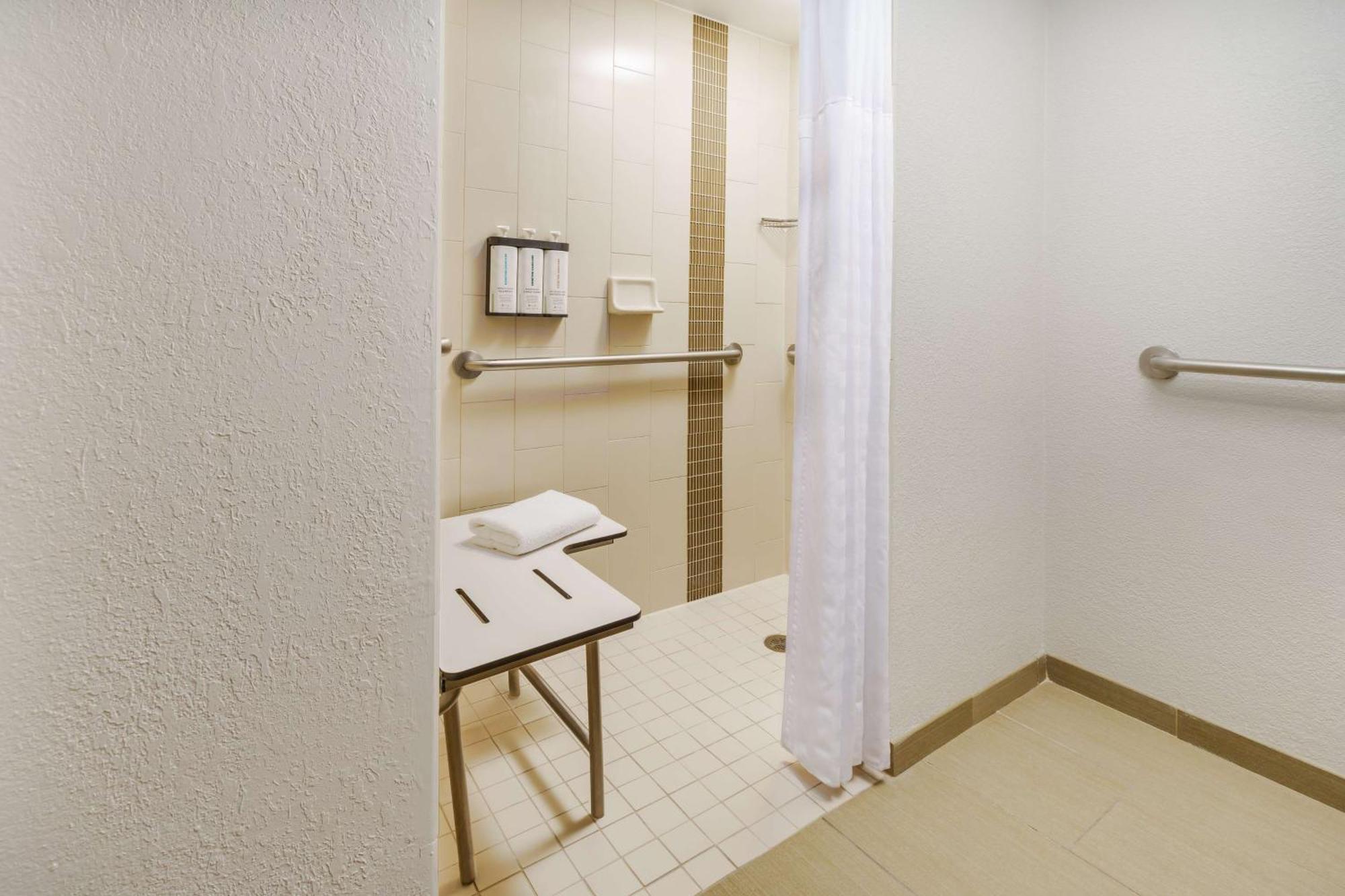 Hyatt Place Across From Universal Orlando Resort מראה חיצוני תמונה