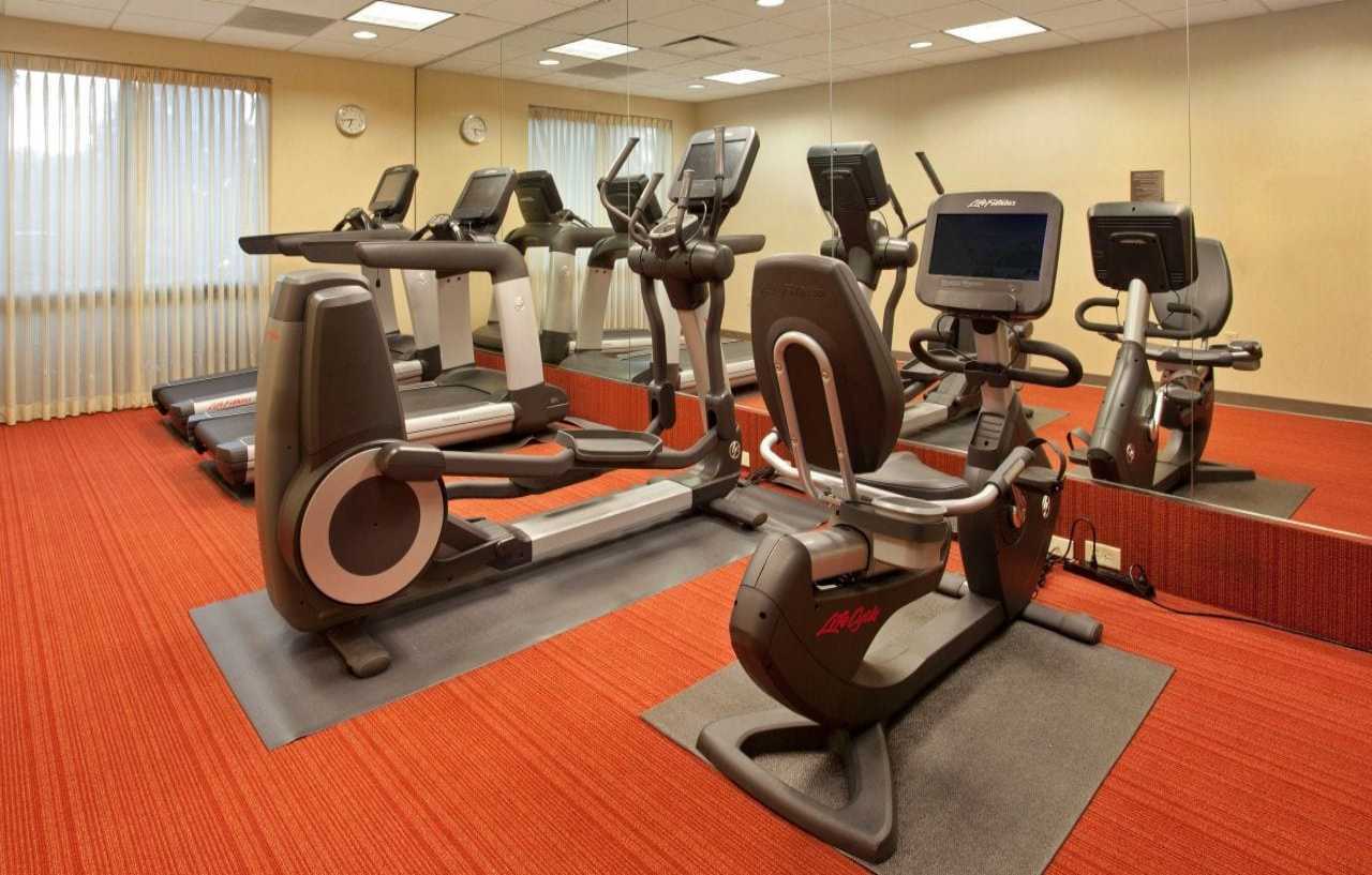 Hyatt Place Across From Universal Orlando Resort מראה חיצוני תמונה